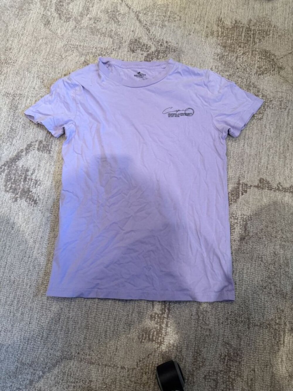 Lavender Hollister Graphic Tee XS NWT